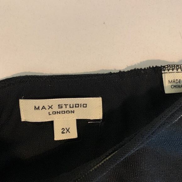 Max Studio Tunic Top Womens 2X Plus Black Sand Boatneck Striped Side Slits Boxy - Picture 9 of 13